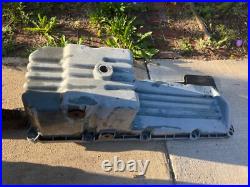 Detroit Diesel 60 Series 12.7L Engine Oil Pan P/N 23521170 OEM USED. EX23 Detroit Diesel 60 Series 12.7L Engine Oil Pan P/N 23521170 OEM USED. EX23