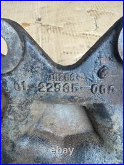 Detroit Diesel Series 60 14.0L Right and Left Rear Engine Mounts 0122935000 OEM
