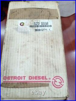 NEW WITH BOX DETROIT DIESEL 523 5558 SERIES 60 Fuel Injector