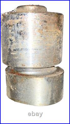 OEM Detroit Diesel CAMSHAFT Series 60 12.7L- E23528309 minor surface rust at end