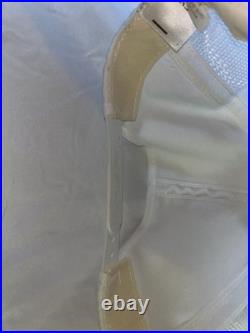 Set 2 RARE VTG Detroit Diesel Series 60 Mesh Sides Trucker Hat Cap Black White